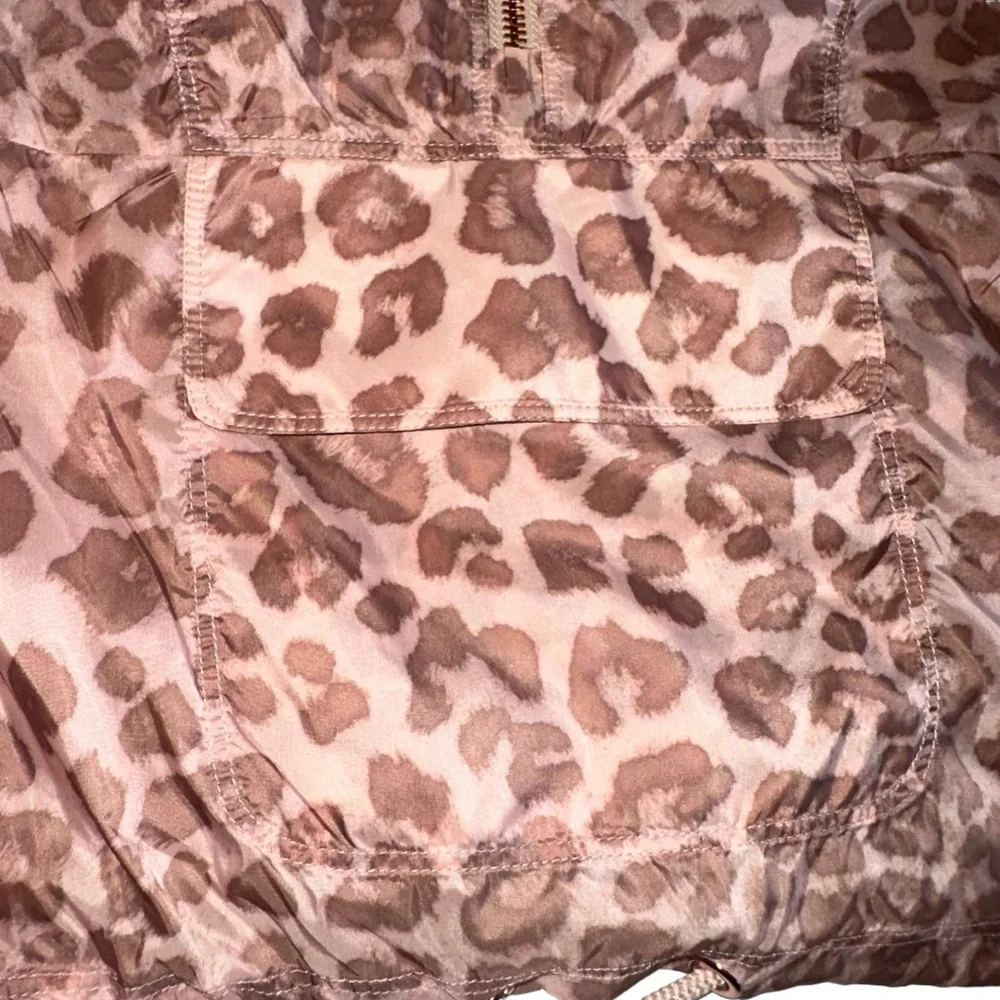 GOOD AMERICAN Leopard Jacket Windbreaker
Rose Gold Pink Brown 2 Pullover Small - Picture 11 of 14